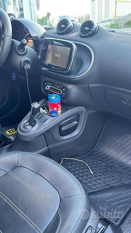 Usata Smart ForFour Brabus 2018 Nero Utilitaria