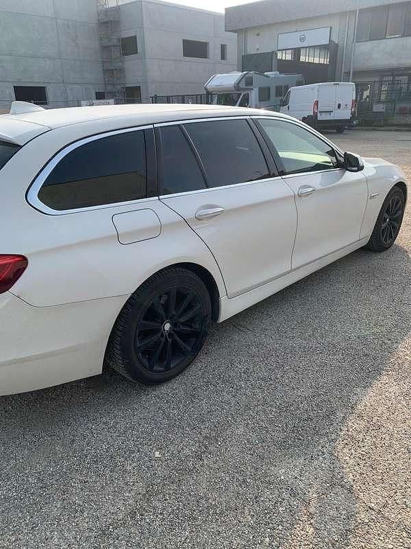 Usata BMW 520 184 CV (135 kW) 2014 Bianco Station wagon