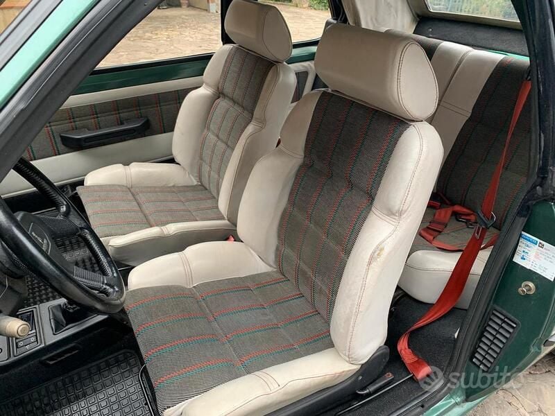 Usata Peugeot 205 83 CV (61 kW) 1991 Cabrio