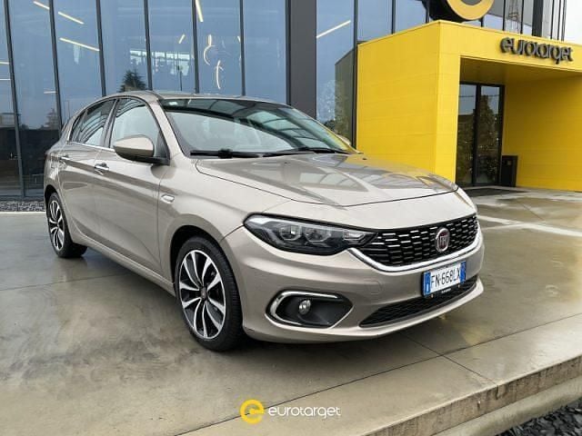 Usata Fiat Tipo Lounge 120 CV (88 kW) 2018 Oro Berlina