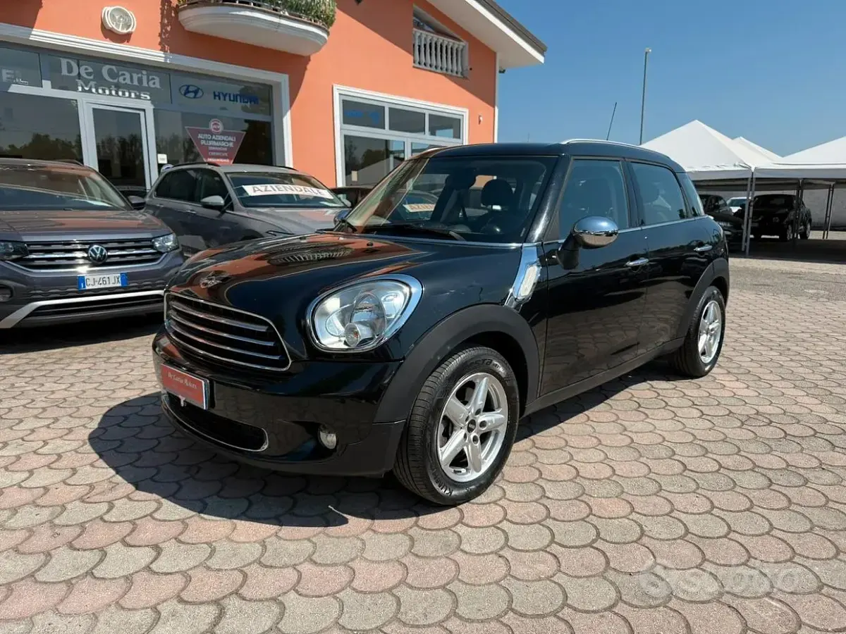 Usata Mini Countryman Business 90 CV (66 kW) 2014 Nero SUV