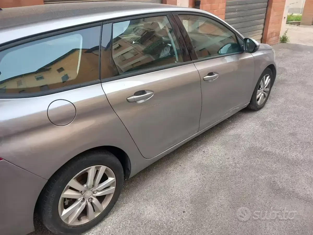 Usata Peugeot 308 92 CV (67 kW) 2014 Grigio Station wagon