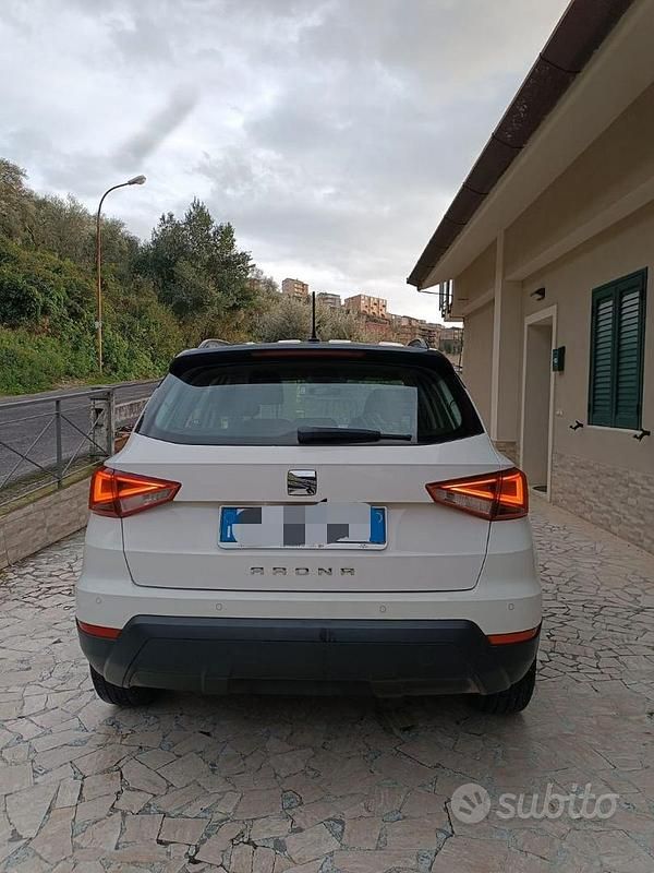 Usata Seat Arona Style 95 CV (69 kW) 2019 Bianco SUV