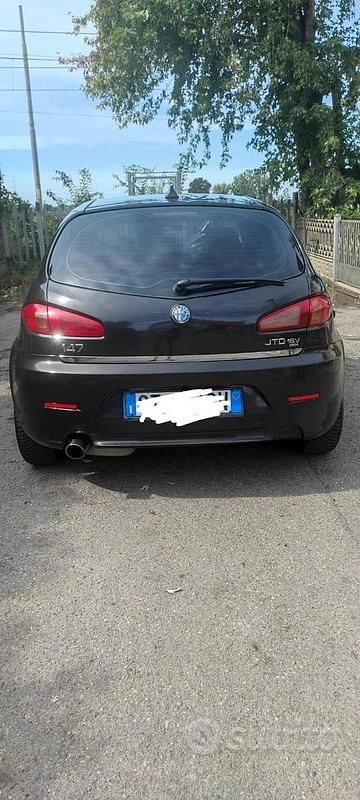 Usata Alfa Romeo 147 150 CV (110 kW) 2005 Nero Utilitaria