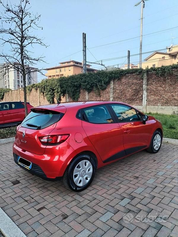Usata Renault Clio IV 75 CV (55 kW) 2015 Rosso Berlina