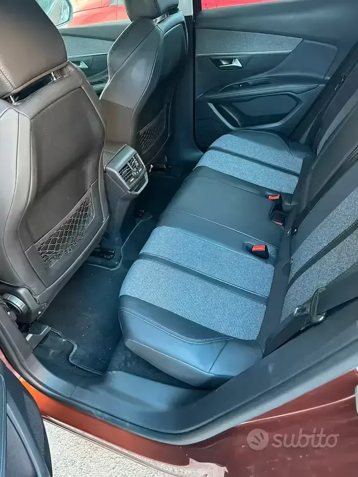 Usata Peugeot 3008 120 CV (88 kW) 2016 SUV