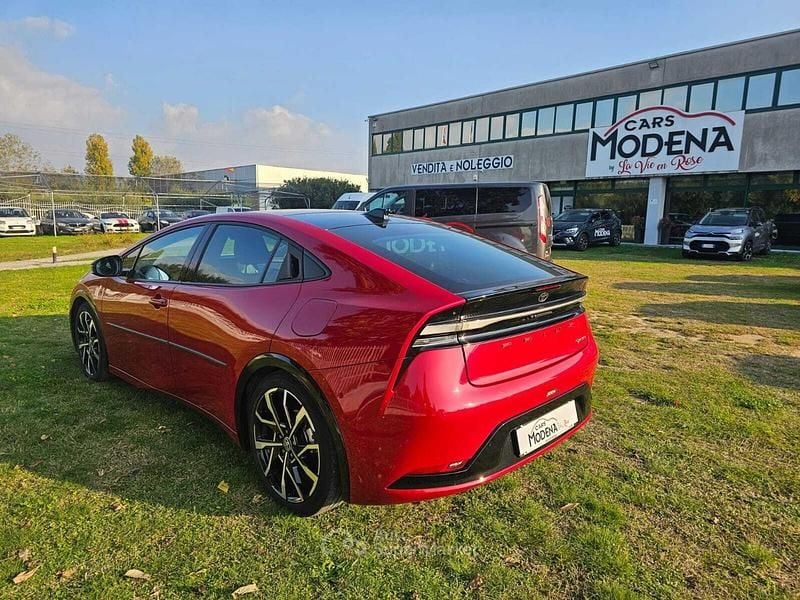Usata Toyota Prius 223 CV (164 kW) 2024 Rosso Utilitaria