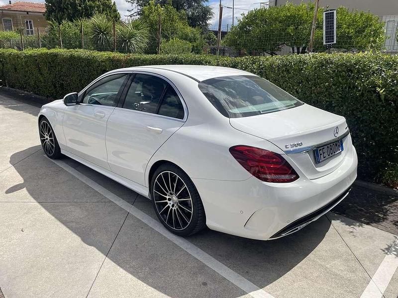 Usata Mercedes C300e Premium Plus 204 CV (150 kW) 2015 Berlina