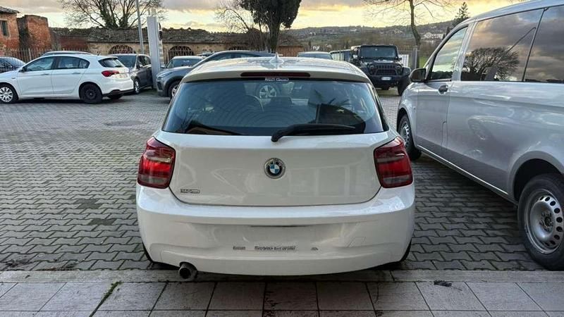Gebraucht BMW 118 143 PS (105 kW) 2013 Weiß Kleinwagen