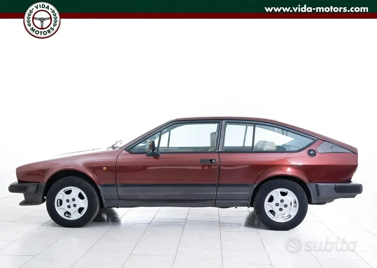 Usata Alfa Romeo Alfetta 131 CV (96 kW) 1986 Rosso Coupé