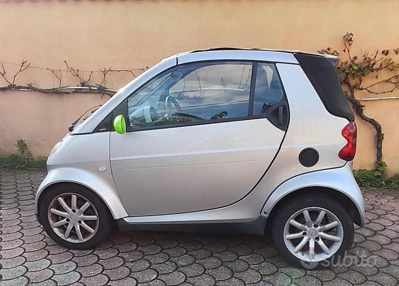 Usata 2006 Smart ForTwo Cabrio Cabrio | 2600 € (Buon prezzo) - Immagine 1/4