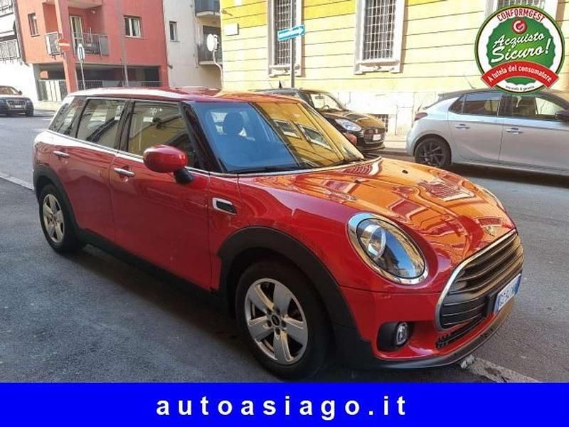 Usata Mini One Clubman Essential 102 CV (75 kW) 2020 Rosso Station wagon