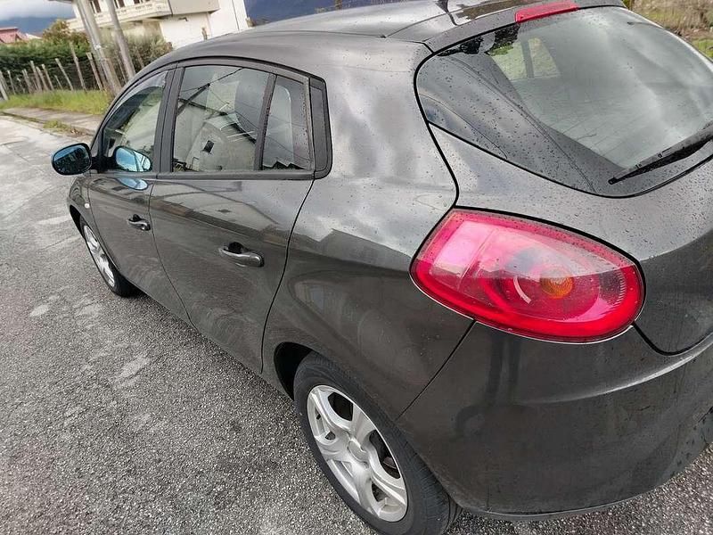 Usata Fiat Bravo 120 CV (88 kW) 2012 Utilitaria