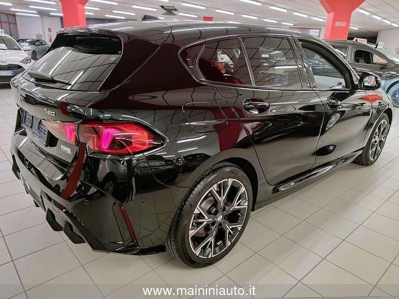 Usata BMW 120 M Sport 156 CV (114 kW) 2025 Nero Utilitaria