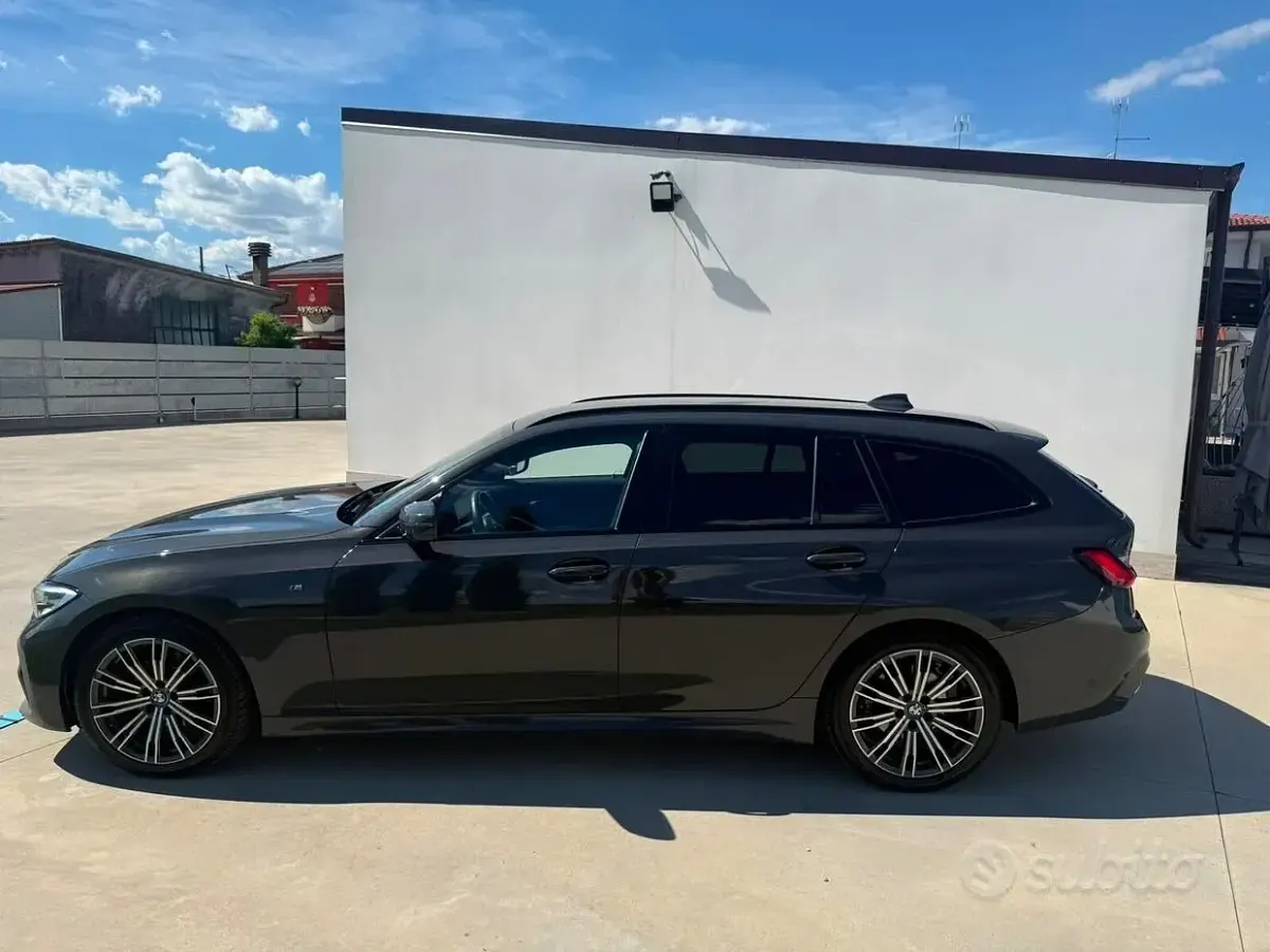 Usata BMW 320 M Sport 190 CV (139 kW) 2020 Grigio Station wagon