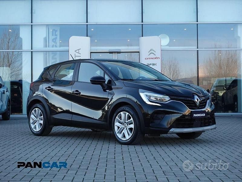 Usata Renault Captur Zen 101 CV (74 kW) 2021 Nero SUV