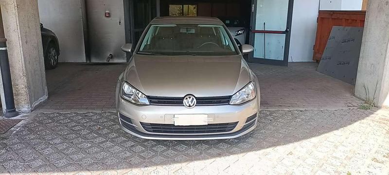 Usata VW Golf VII Trendline 90 CV (66 kW) 2017 Grigio Berlina