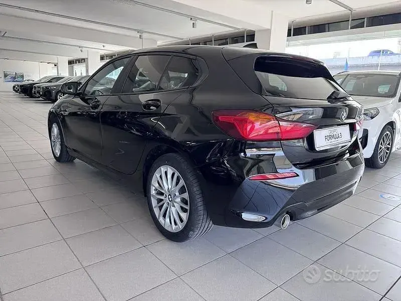 Usata BMW 116 Advantage 116 CV (85 kW) 2023 Nero Utilitaria