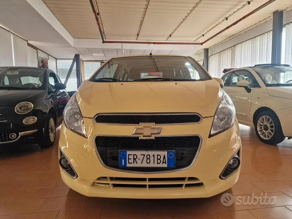 Usata Chevrolet Spark 65 CV (47 kW) 2013 Giallo Utilitaria