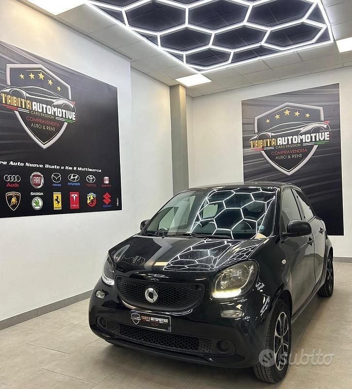 Usata Smart ForFour Passion 61 CV (44 kW) 2015 Nero Utilitaria