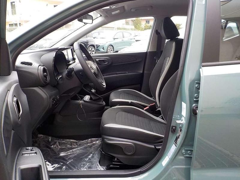 Nuova Hyundai i10 63 CV (46 kW) 2025 Vari colori Utilitaria