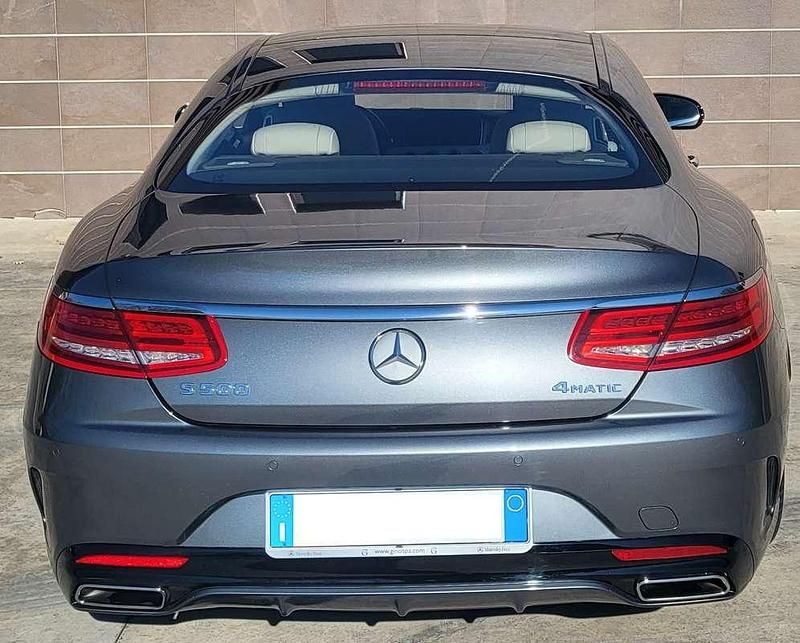 Grigio Usata 2019 Mercedes 500 Premium Coupé | 58.000 € - Immagine 1/4