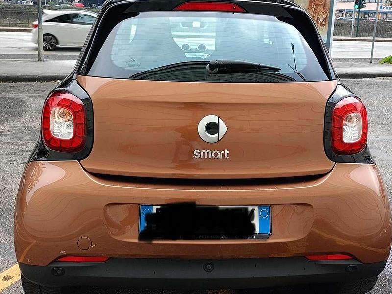 Usata Smart ForFour Prime 71 CV (52 kW) 2015 Bronzo Utilitaria
