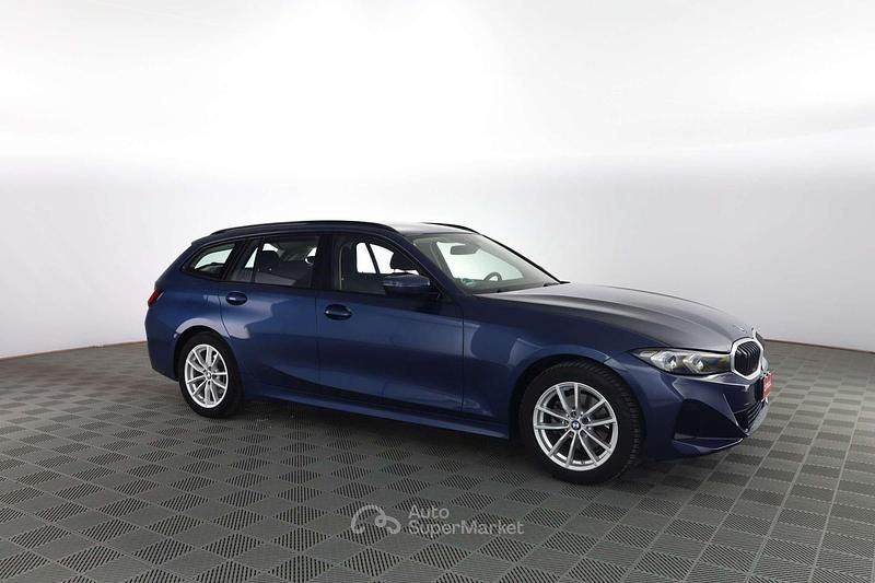 Usata BMW 320 Efficient Dynamics 190 CV (139 kW) 2023 Blu Station wagon