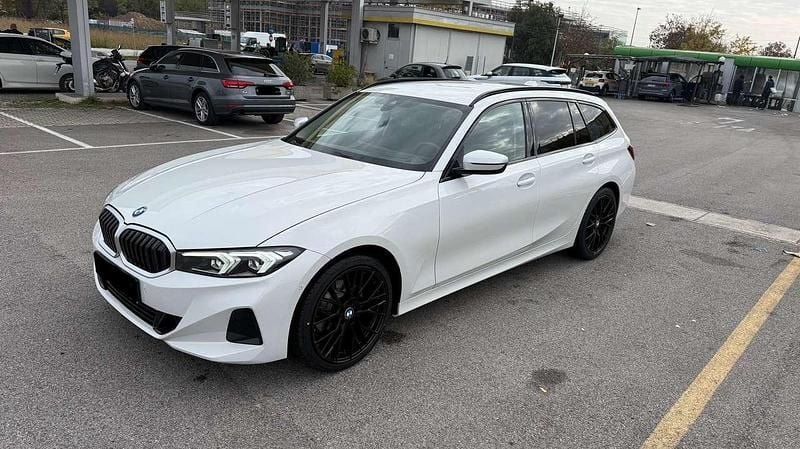 Usata BMW 320 190 CV (139 kW) 2023 Bianco Station wagon