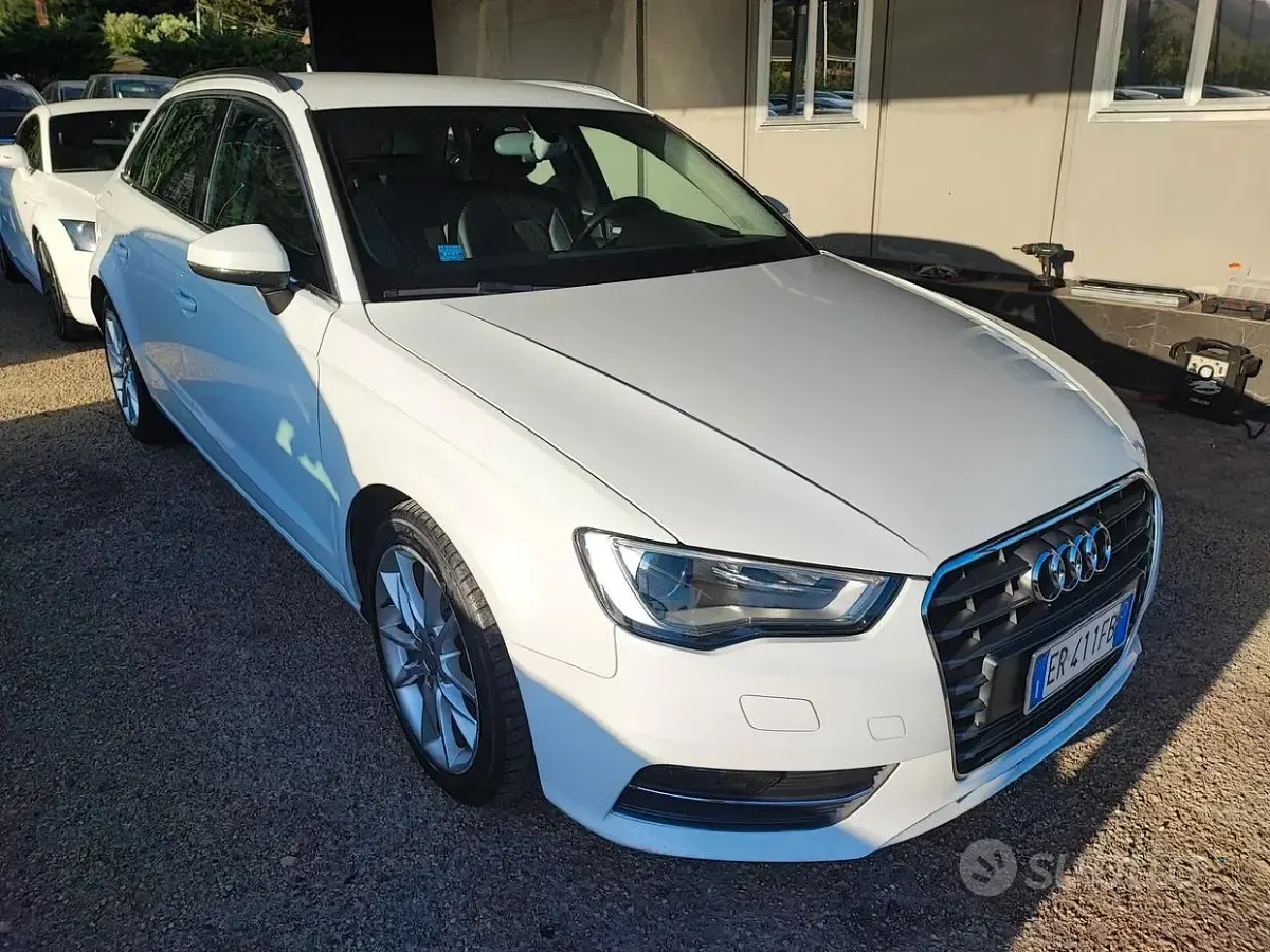 Usata Audi A3 Attraction 150 CV (110 kW) 2013 Bianco Berlina