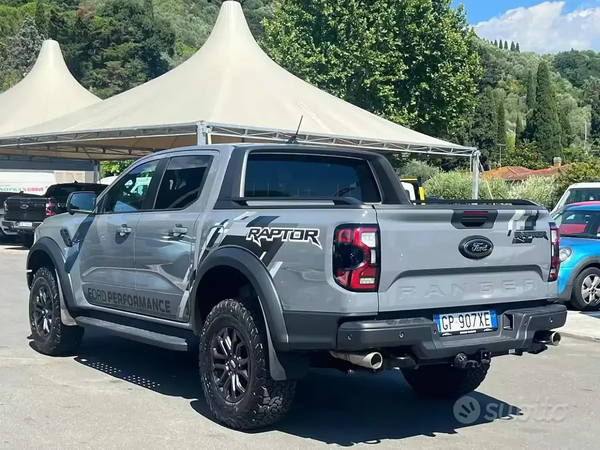Usata Ford Ranger Raptor 292 CV (214 kW) 2023 Grigio Pick-up