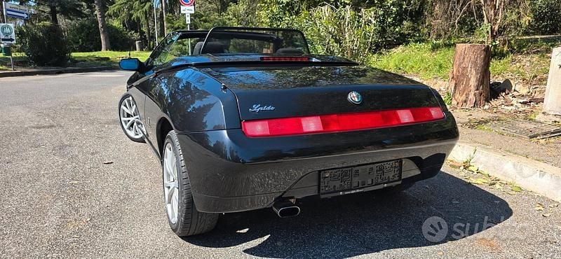 Usata Alfa Romeo Spider 165 CV (121 kW) 2006 Nero Cabrio