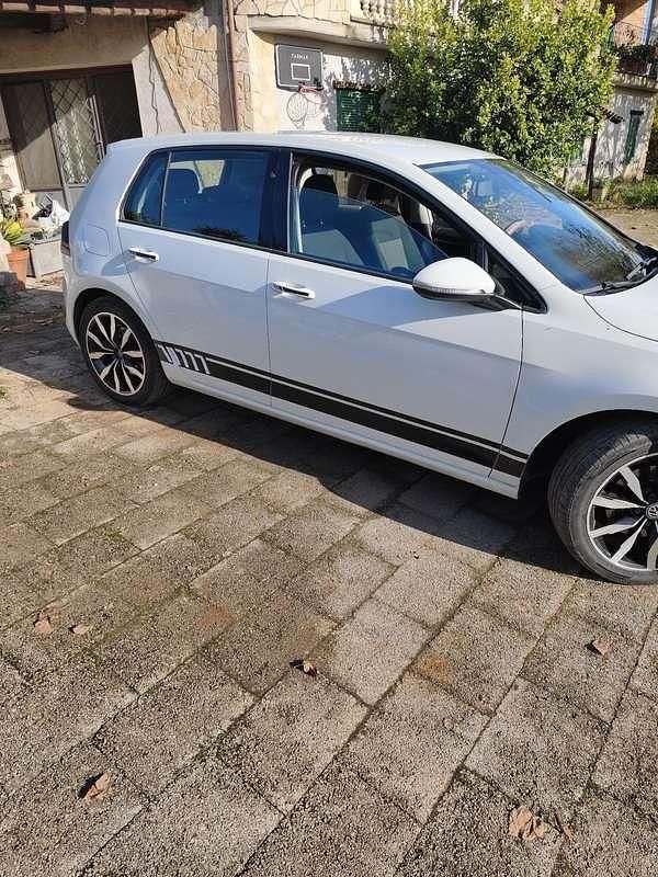 Usata VW Golf Sportsvan Comfortline 110 CV (80 kW) 2016 Monovolume
