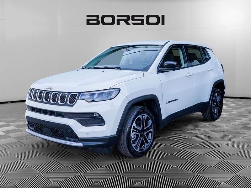 Bianco Nuova 2025 Jeep Compass Altitude SUV | 30.900 € - Immagine 1/4