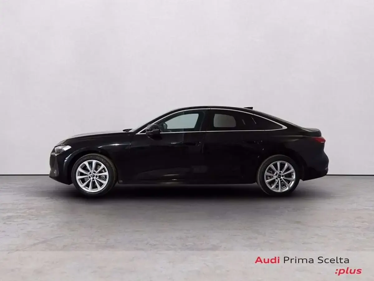 Gebraucht Audi A5 Business 204 PS (150 kW) 2025 Schwarz Limousine