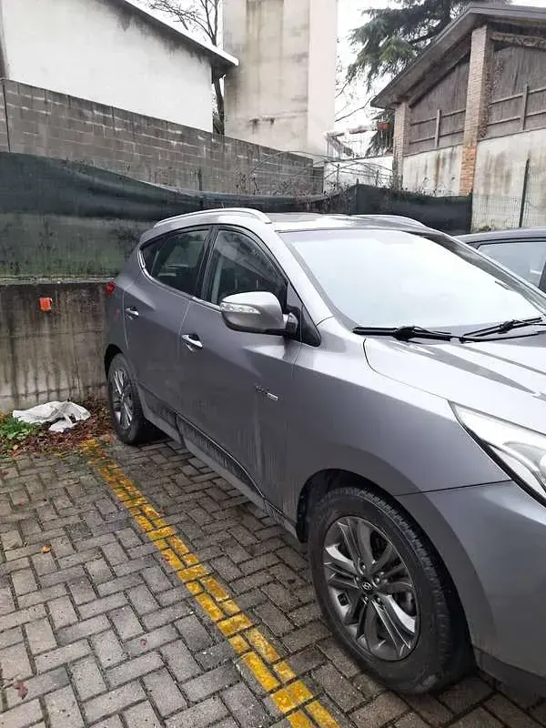 Usata Hyundai ix35 Comfort 116 CV (85 kW) 2015 Grigio SUV