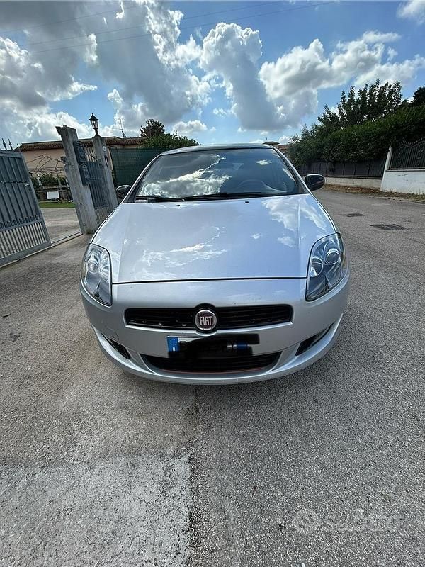 Grigio Usata 2011 Fiat Bravo Due volumi | 6000 € - Immagine 1/4