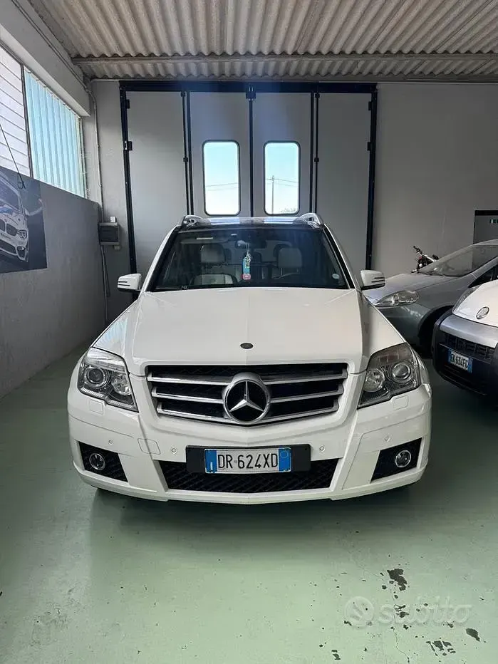 Usata Mercedes GLK320 AMG Edition 1 224 CV (164 kW) 2008 Bianco SUV