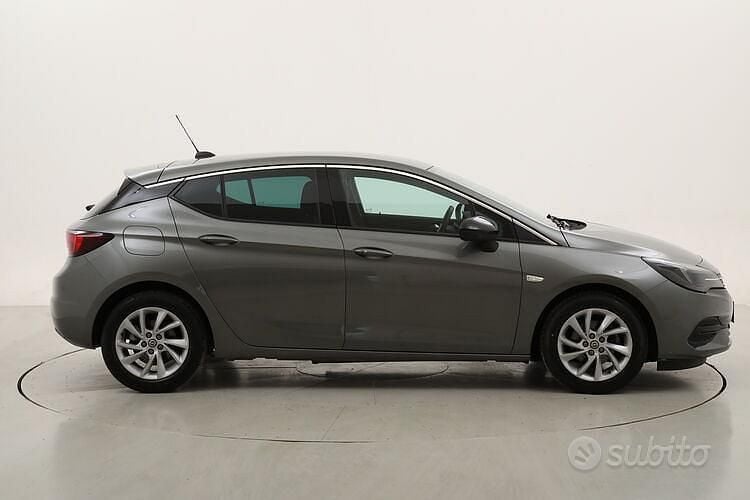 Usata Opel Astra Business Elegance 122 CV (89 kW) 2021 Grigio Berlina