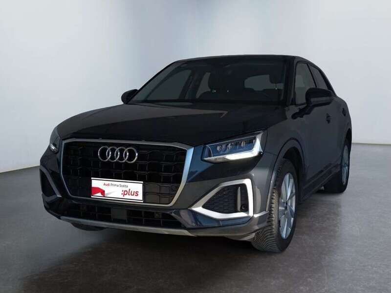 Grigio Usata 2022 Audi Q2 Business SUV | 22.900 € (Buon prezzo) - Immagine 1/4