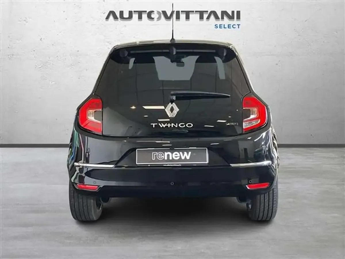 Usata Renault Twingo Urban Night 60 kW (82 CV) 2023 Nero Utilitaria