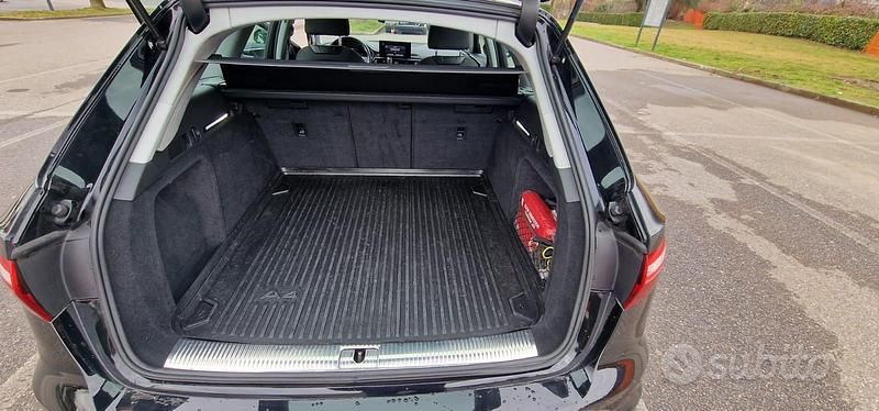Usata Audi A4 Advanced 136 CV (100 kW) 2020 Nero Station wagon