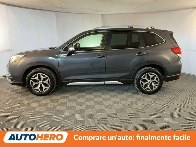 Usata Subaru Forester Style 150 CV (110 kW) 2022 Grigio SUV