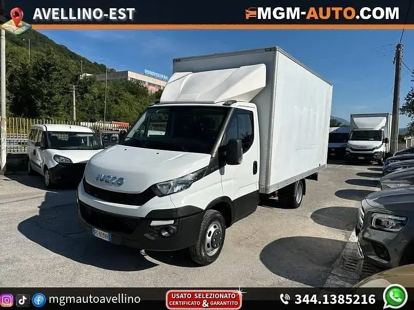 Usata Iveco Daily 145 CV (106 kW) 2016 Bianco