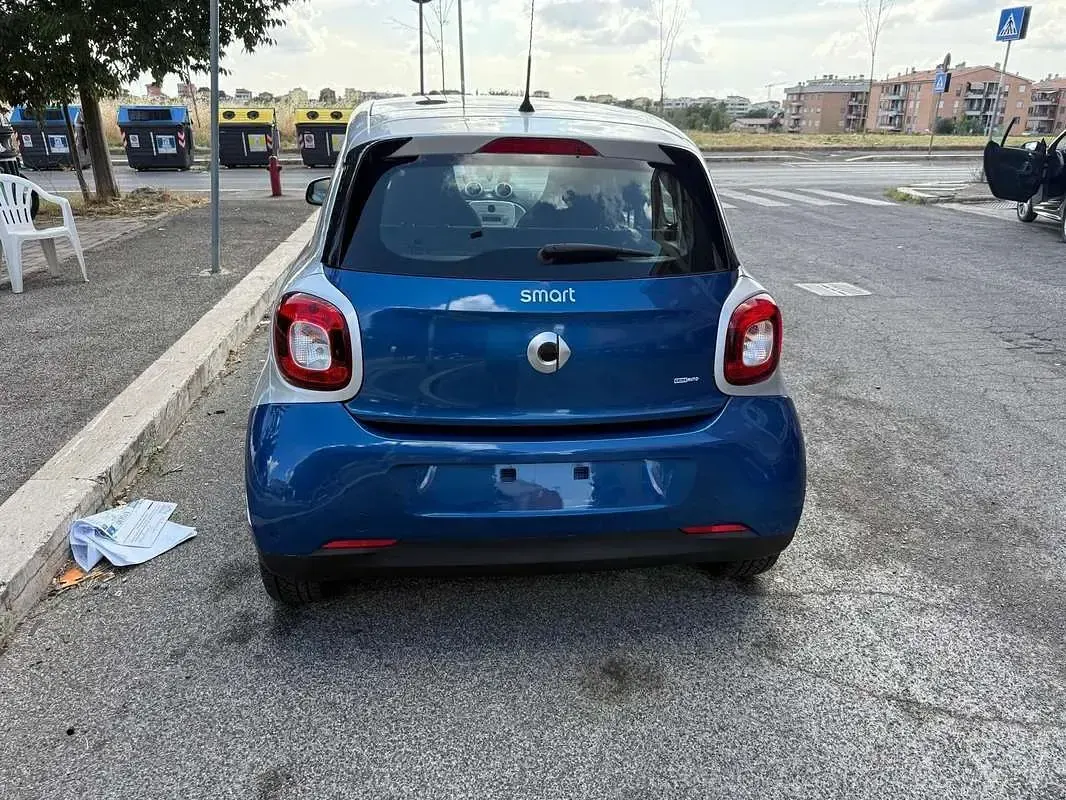 Usata Smart ForFour 71 CV (52 kW) 2018 Utilitaria
