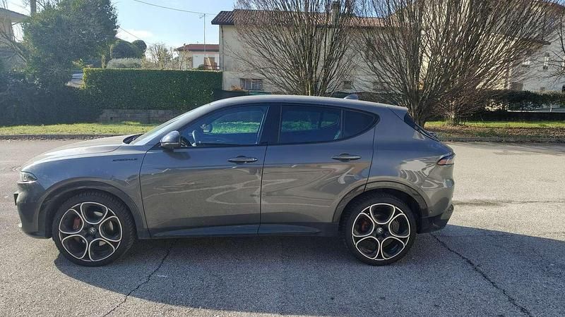 Usata Alfa Romeo Tonale Edizione Speciale 160 CV (117 kW) 2023 Grigio SUV