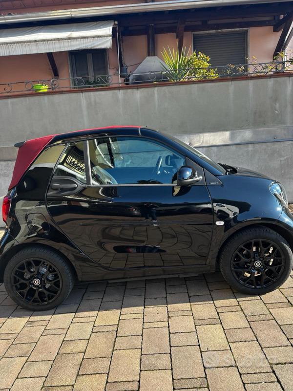 Usato 2019 Smart ForTwo Coupé 0.9 Benzin 90 CV (27.000 €)