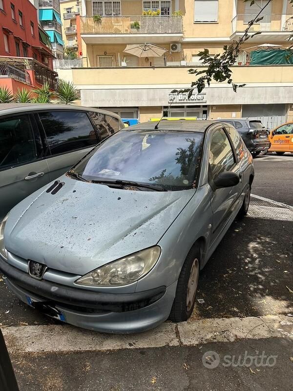 Usata Peugeot 206 60 CV (44 kW) 2003 Utilitaria