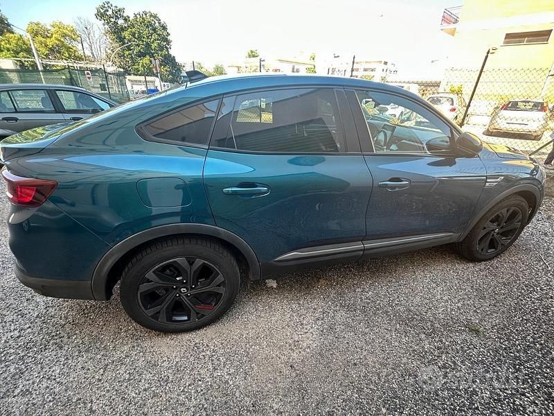 Usata Renault Arkana 145 CV (106 kW) 2021 Blu SUV