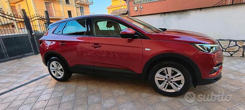 Usata Opel Grandland X 130 CV (95 kW) 2019 Rosso SUV